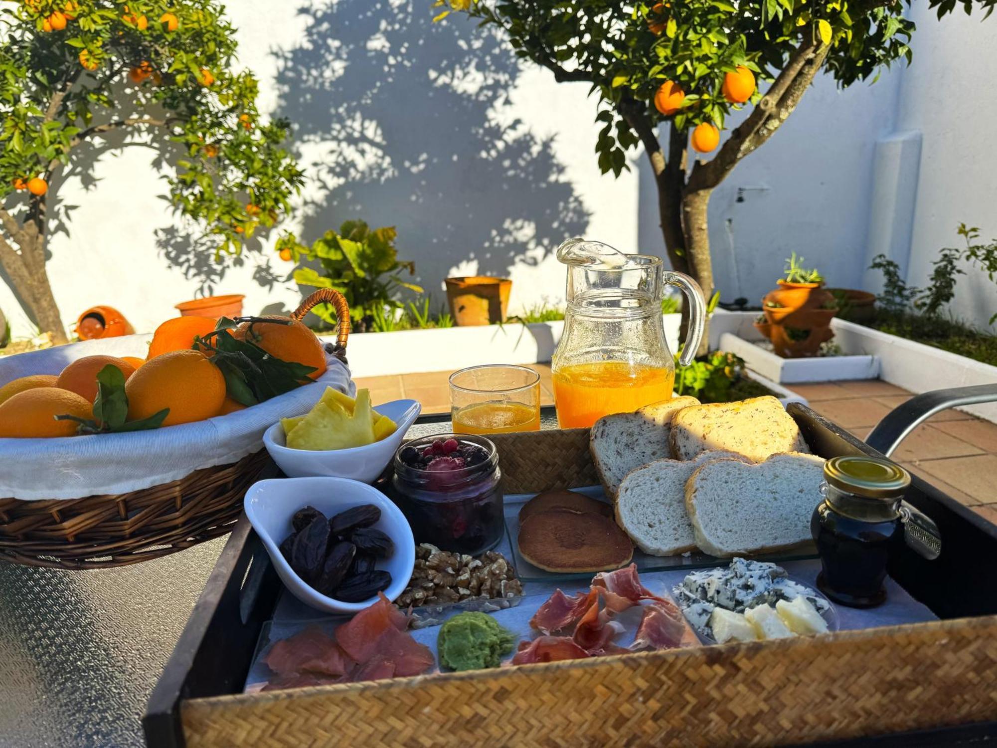El Patio De Los Naranjos غوادالوبي المظهر الخارجي الصورة