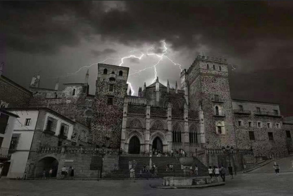 El Patio De Los Naranjos غوادالوبي المظهر الخارجي الصورة